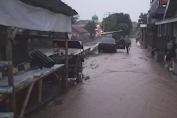 Banjir Bandang, Robohkan Tiga Rumah Warga Bumiayu