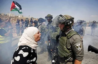 ayat tentang palestina dan israel damai,sejarah israel dan palestina menurut islam,siapa yang salah israel atau palestina,sejarah palestina dalam islam,akar masalah palestina dan israel,kenapa palestina tidak melawan israel,nenek moyang bangsa palestina,sejarah yahudi,peta palestina 2019,palestina indonesia,anak palestina,bendera palestina,perjuangan anak palestina,peta israel kuno,Sebenarnya tanah Israel milik siapa?,Sejak kapan Israel menyerang Palestina?,Apa penyebab awal konflik Palestina dengan Israel?,Apakah Israel dan Palestina negara?