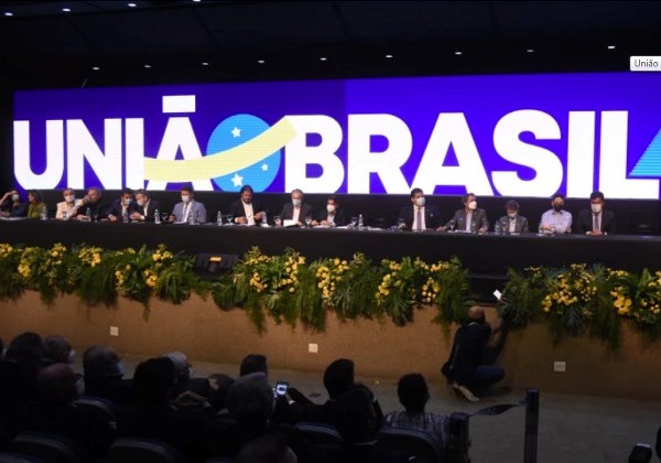 Em negociações com MDB e PSDB, União Brasil ainda cogita candidatura própria