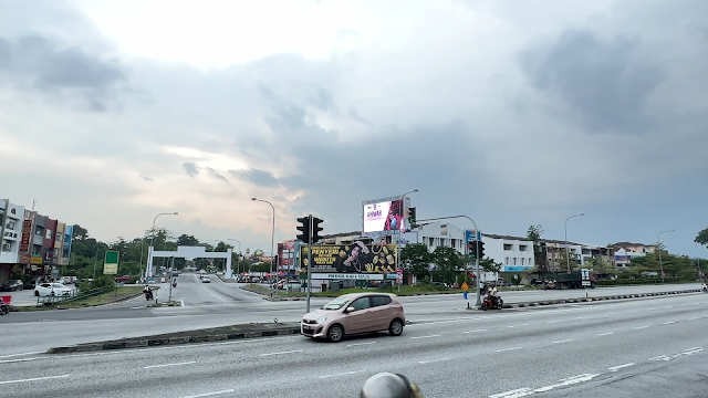 Anwar Movie Ad Ipoh Medan Gopeng Digital Outdoor Advertising Malaysia LED Screen Advertising Perak