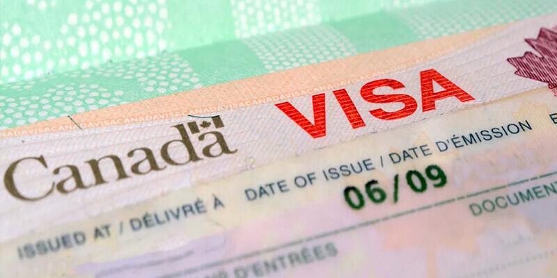 Canadá cambia política de visas de estudiantes y establece límites