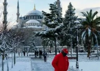 İstanbul havalimanı kar fırtınasından sonra yeniden açılmayı erteledi