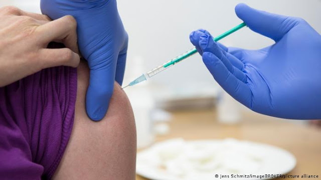 العالم الأمريكي يكشف عن أهمية اللقاحات المعززة لفايروس كورونا