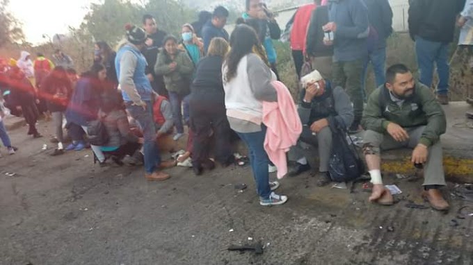 Terrible accidente de un microbús, trás chocar se desbarranca en Naucalpan