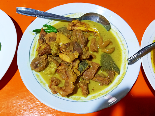 gulai tengkleng gajah jogja