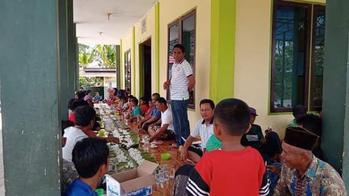 Anggota DPRD Padang Pariaman Berbagi Dengan Ratusan Anak Yatim