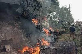 CDS Chopper Crash: IAF's Court of Inquiry completed, told- how the helicopter became a victim of the accident? On December 8, CDS General Bipin Rawat along with his wife and other officers was going from Sulur Air Base in Tamil Nadu in a Mi V-17 V5 to Wellington near Unti when the helicopter crashed.  The Air Force's Court of Inquiry is almost complete regarding the country's first CDS General Bipin Rawat's helicopter Mi-17 V5 accident. Although no official statement has come about the cause of the accident so far, but it is believed that the main reason behind this has been bad weather. It is being told that the investigation led by Air Marshal Manvendra Singh has found that the pilot lost his attention due to bad weather, due to which the accident happened.   On technical grounds, such accidents happen when the pilot disorients or is unable to get an accurate idea of ​​the situation and the helicopter collides with someone unintentionally. Whereas the pilot has complete control of the helicopter. Such a situation is called Control Flight Into Terrain. Crashes of this type mostly occur during inclement weather, when the pilot is landing the helicopter. In such a situation it becomes almost impossible for the pilot to control the helicopter.  It is also learned that the investigative team ruled out any possibility that there was no technical fault in the helicopter or that there was no defect in the helicopter . At present, the investigation team is taking advice from the Legal Department of the Air Force itself to confirm its report and it is expected that within four to five days this report will be handed over to the Chief of the Air Staff, Air Chief Marshal VR Chaudhary.   Let us tell you that on December 8, CDS General Bipin Rawat, along with his wife Madhulika Rawat and advisor Brigadier LS Liddar, were going to Defense Services Staff College in Wellington near Unti from Sulur Air Base in Tamil Nadu in a Mi V-17 V5. The accident happened seven minutes before landing. In this accident, 14 people aboard the helicopter including General Rawat were killed. The exact cause of the accident will be known only after the official investigation report comes, but from what has been found so far, it seems that this accident happened due to bad weather.