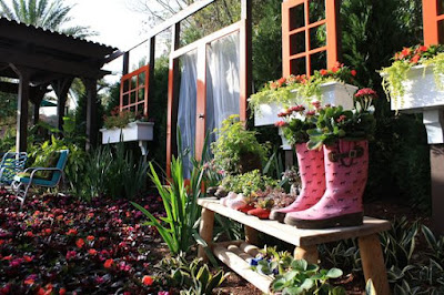 Vamos mostrar modelos de jardim pequeno, de inverno, externo e vertical para você se inspirar e criar o seu.