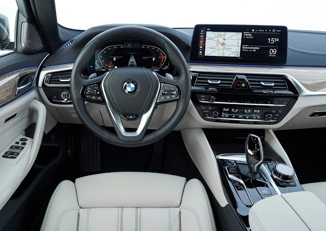 2021 BMW 5-Series Touring