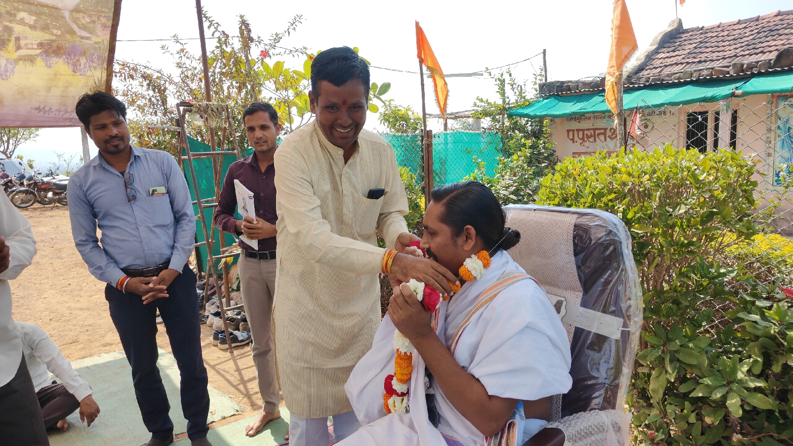 ग्राम सातपायरी में हुई बंजारा समाज की जिला स्तरीय बैठक, जिले के समाजजन हुए शामिल, 15 फरवरी को,नेपानगर में धूमधाम से मनाई जाएंगी जिला स्तरीय संत सेवालाल महाराज की जयंती