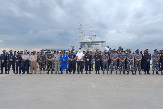 Sinergi Jaga Kelautan Indonesia, BC Kepri dan BC Batam Gelar Operasi Gabungan Bersama Lantamal IV Tanjungpinang