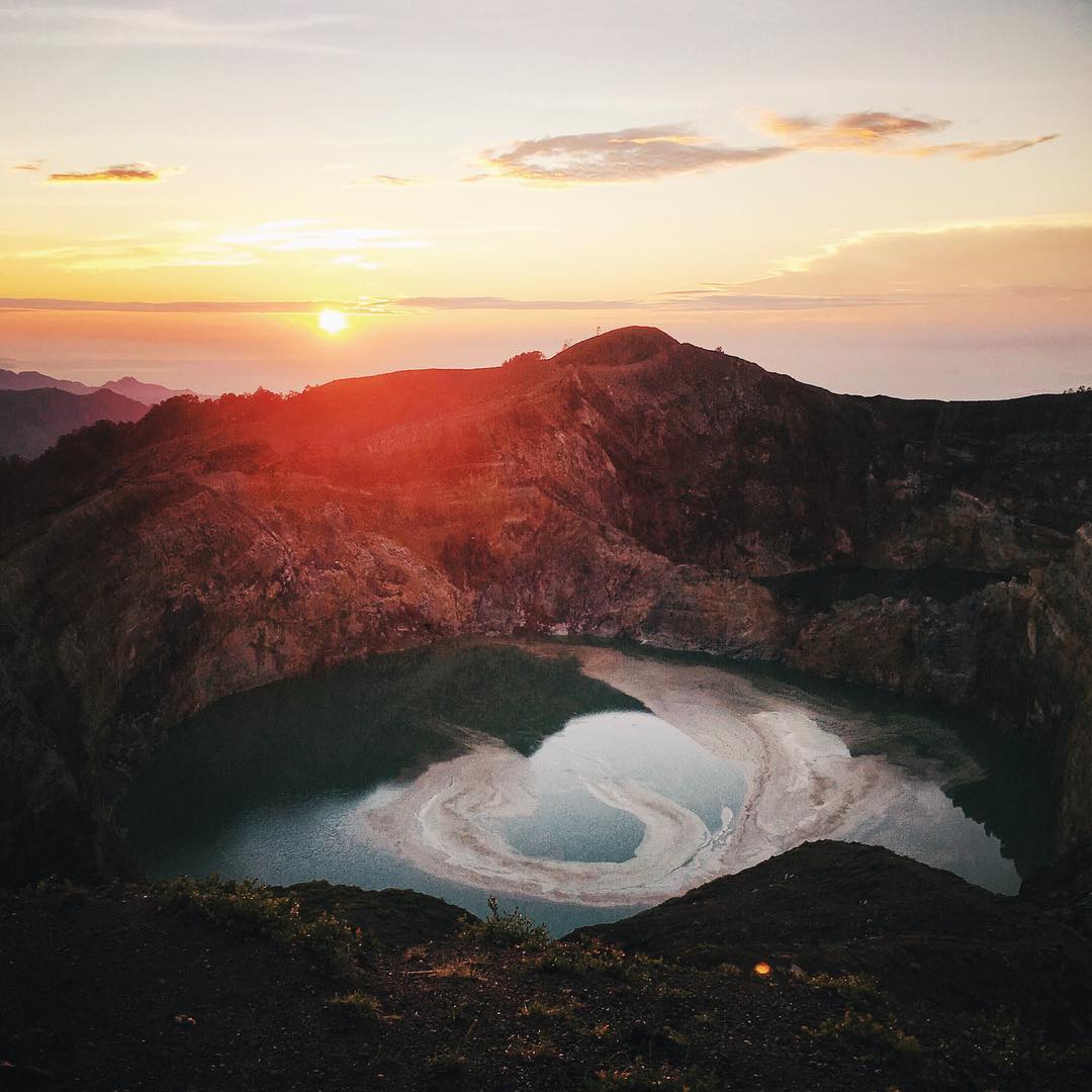 Danau Kelimutu NTT