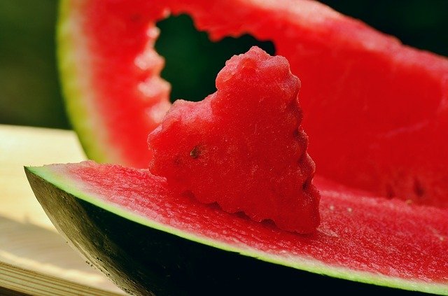 Watermelon Benefits In Hindi