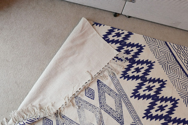 cotton rugs made in India,affordable hipster rugs,cotton rugs handmade,how to style rugs,hipster rugs uk,how to decorate bedroom with rugs,cheap cotton rugs uk,The Handmade Store Review,
