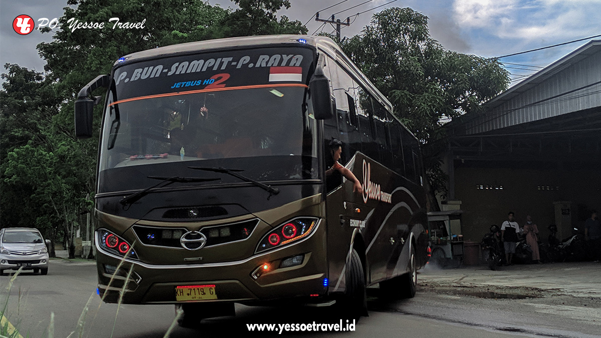 Bus Yessoe Travel