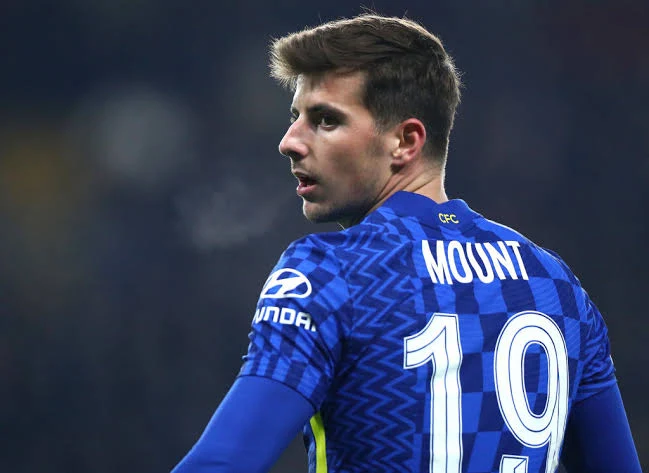 Chelsea midfielder Mount proud of Ballon d'Or nomination alongside Messi