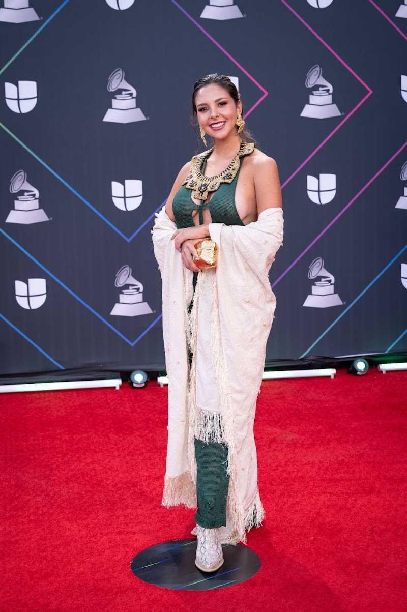 Diana Burco Clicks at 22nd Annual Latin Grammy Awards in Las Vegas 18 Nov-2021