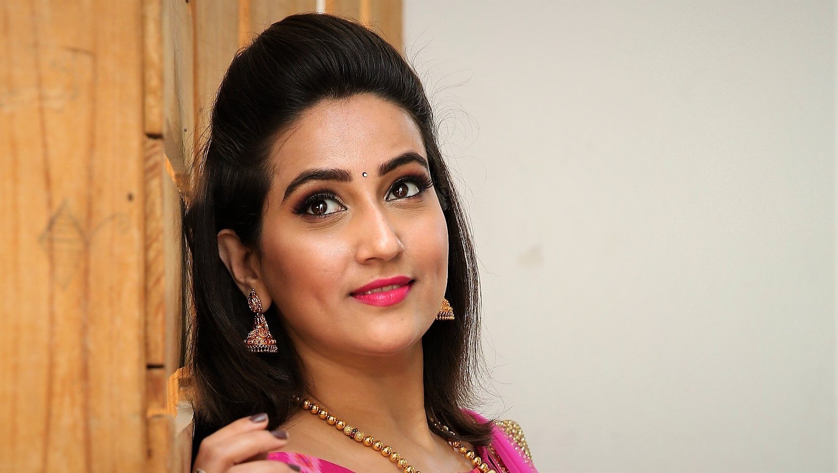 Manjusha  UHD HD Photo