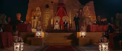 Red Notice Movie HD-Wallpaper / Screenshots Egyptian Wedding