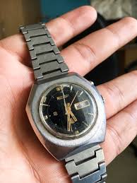 jam tua