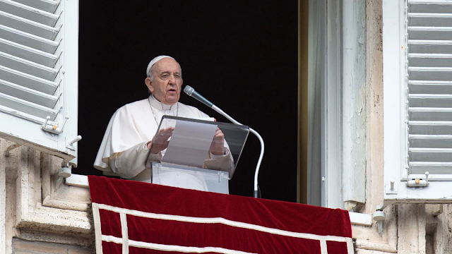 El papa Francisco pidió detener la masacre en Ucrania y condenó “la barbarie del asesinato de niños”