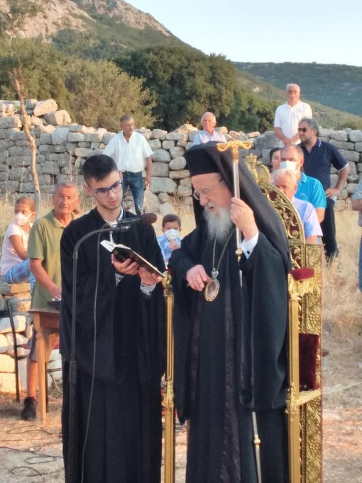 ΑΡΧΟΝΤΟΧΩΡΙ ΞΗΡΟΜΈΡΟΥ:  Πανηγυρικός Εσπερινός μετ’ αρτοκλασίας στην Μονή Παναγίας Ζαπατίνας