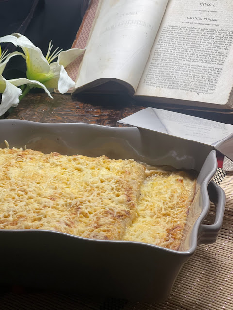 Canelones de pollo asado con bechamel de curry