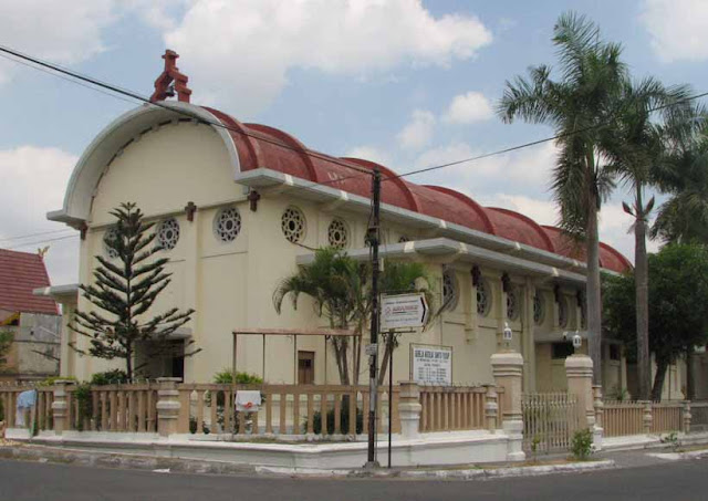 Gereja-St-Yusup-Bintaran-Yogyakarta