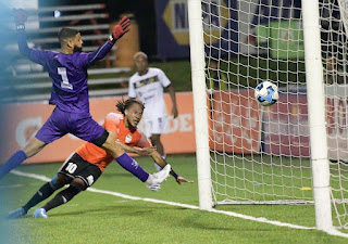 El Príncipe anota gol ganador y Cibao FC dio primero a Pantoja, le vence 2-1.