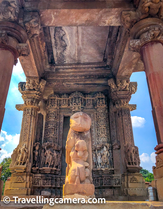 Much smaller than the Kandariya Mahadev Temple and a little larger than the Mahadev temple, the Devi Jagdambi temple has only one mandap and no inner path for a circumambulation. The temple however boasts of some of the most gorgeous sculptures in the Western Group of temples.