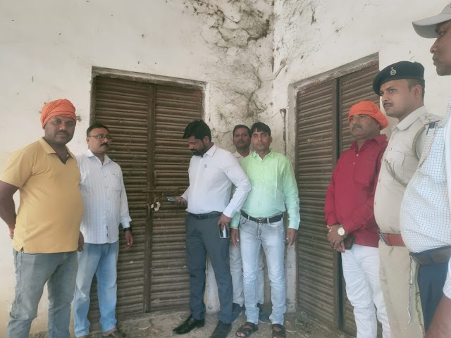 नाजिर दीपक कुमार ने कांडी थाना भवन के दो रूम किया शील kandi thana 