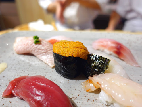 Wako Sake Sushi, Japanese sushi bar Central Market - sushi set