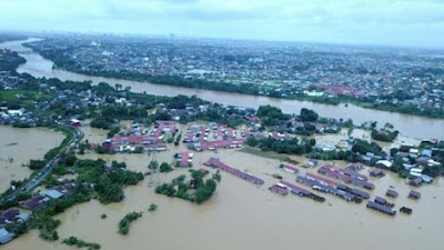 Banjir Rendam 53 Kecamatan Di Sulsel, 8 Orang Meninggal, 4.809 Jiwa Mengungsi