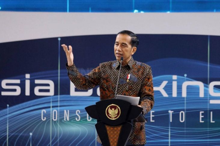 Jokowi: RI Harus Jadi Pemain Penting di Mobil Listrik!