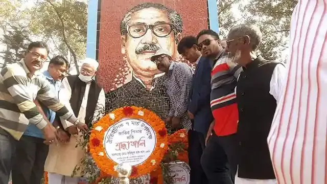 ইসলামপুরে জাতির পিতা প্রতিকৃতিতে ধর্ম প্রতিমন্ত্রী শ্রদ্ধা নিবেদন