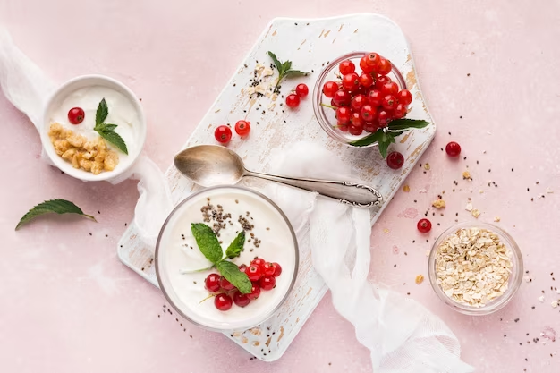 Greek yogurt-high volume low-calorie foods