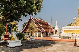 Wat Phra Kaew Don Tao Sucha Daram, Lampang