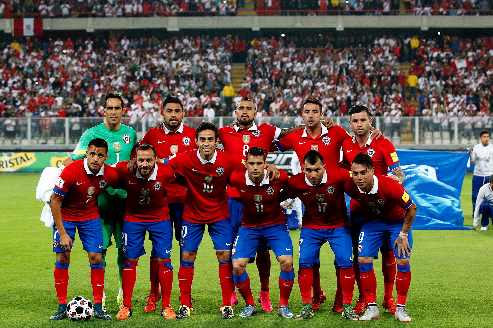Formación de Chile ante Perú, Clasificatorias Rusia 2018, 13 de octubre de 2015