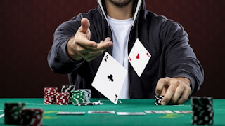 Poker Online Trik Asah Kemampuan Prediksi Kartu Jitu Lebih Tepat