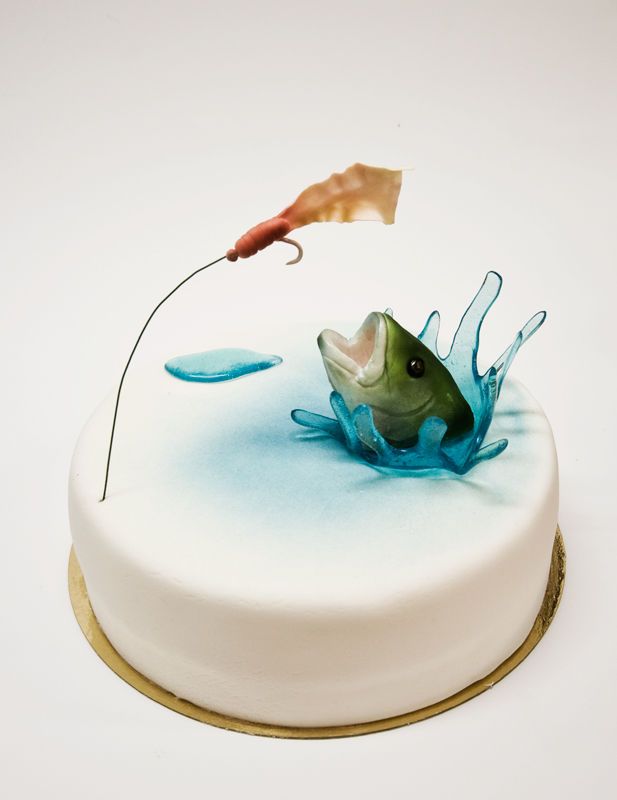 simple fishing cake