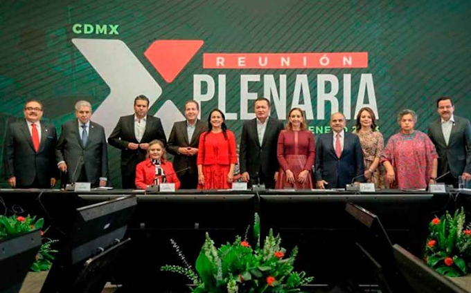 Suspende senadores del PRI su plenaria por la llegada intempestiva de Alito Moreno