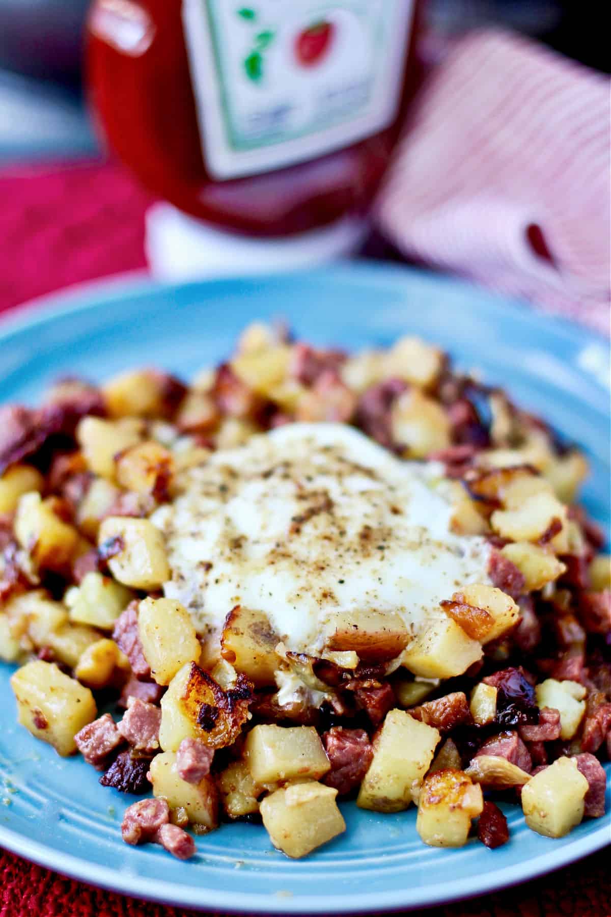 Corned beef cabbage with ketchup.