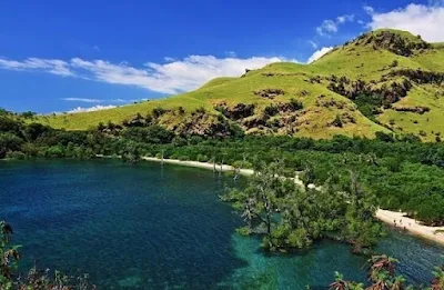 pantai kajuwulu, 10 pantai terbaik di flores bagian timur