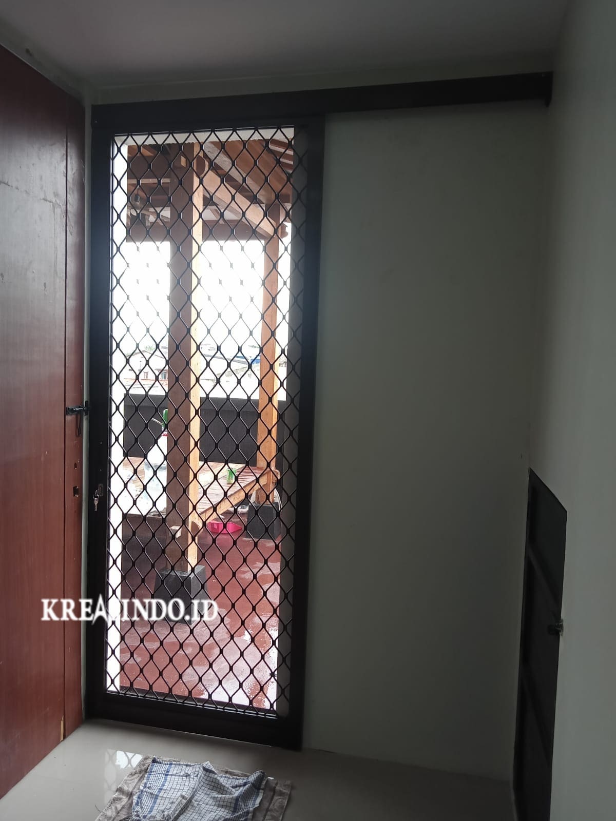 Pemasangan Pintu Kawat Nyamuk Expanda Aluminium Sliding di Rumah Bpk Ahmad di Ciputat
