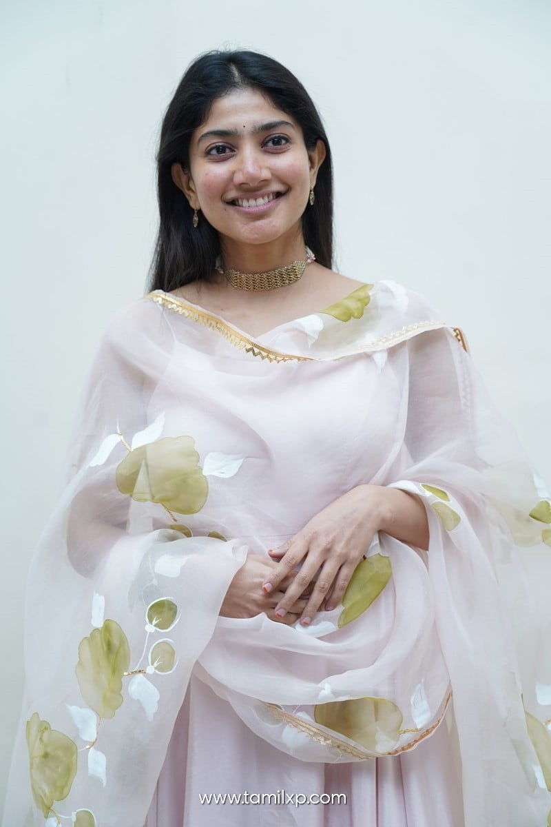 Actress Sai Pallavi Pictures