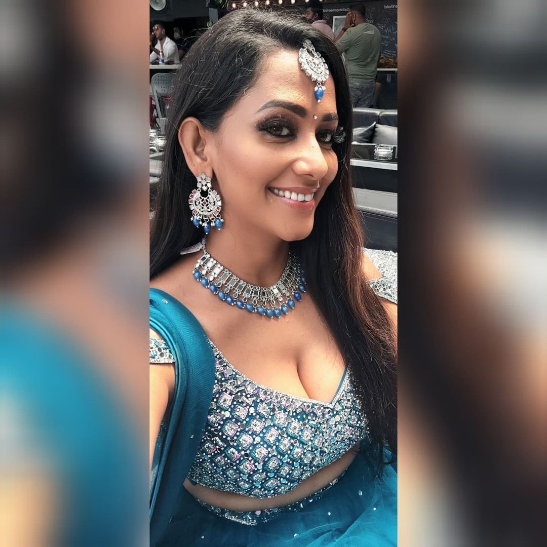 Sanjana Singh Hot
