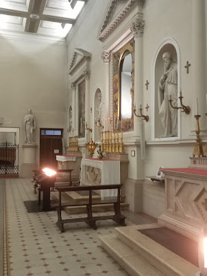 Internal view of Basilica di San Marino.