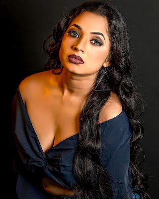 Srilanka actress hot stills