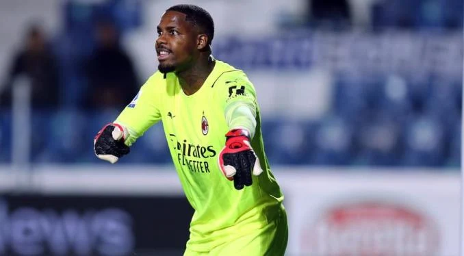 Milan’s keeper Maignan out for 10 weeks after wrist operation