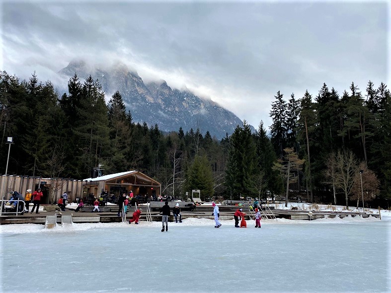 Escursione al laghetto di fiè in inverno